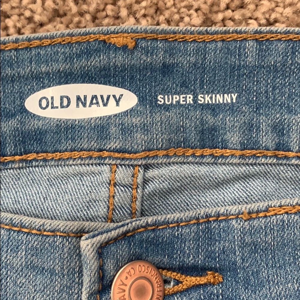Old Navy size 8 tall - Picture 2 of 5